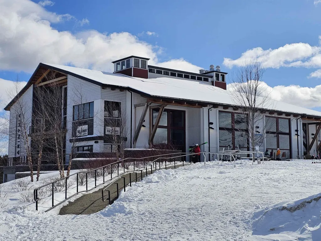 4 E Carinthia Lane Dover VT 05356