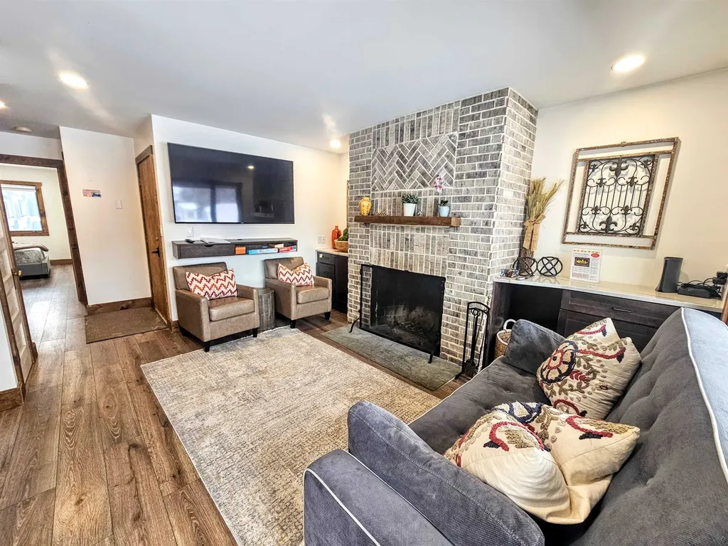 4 E Carinthia Lane Dover VT 05356