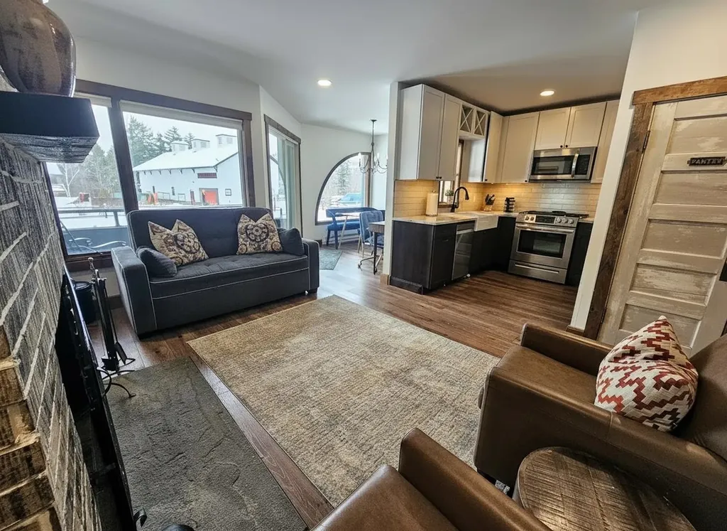 4 E Carinthia Lane Dover VT 05356