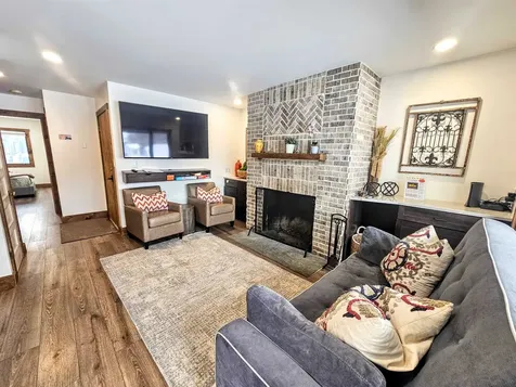 4 E Carinthia Lane Dover VT 05356