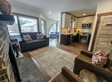 4 E Carinthia Lane Dover VT 05356