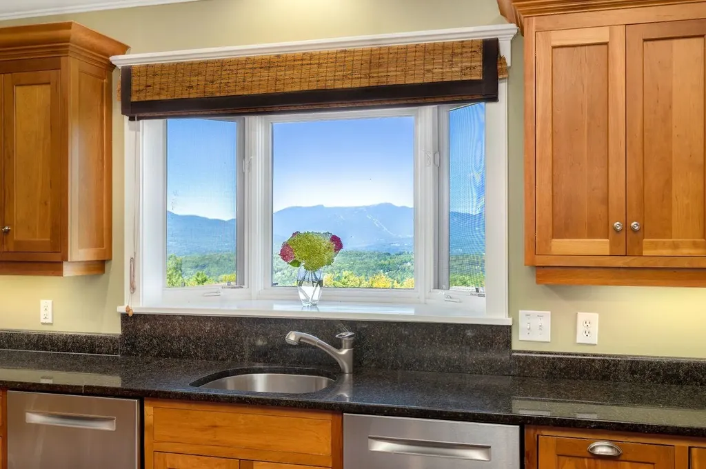 675 Putnam Forest Road Stowe VT 05672