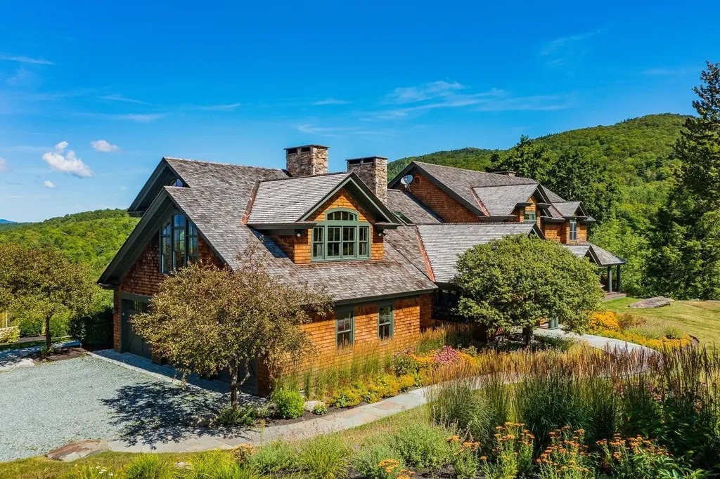 675 Putnam Forest Road Stowe VT 05672