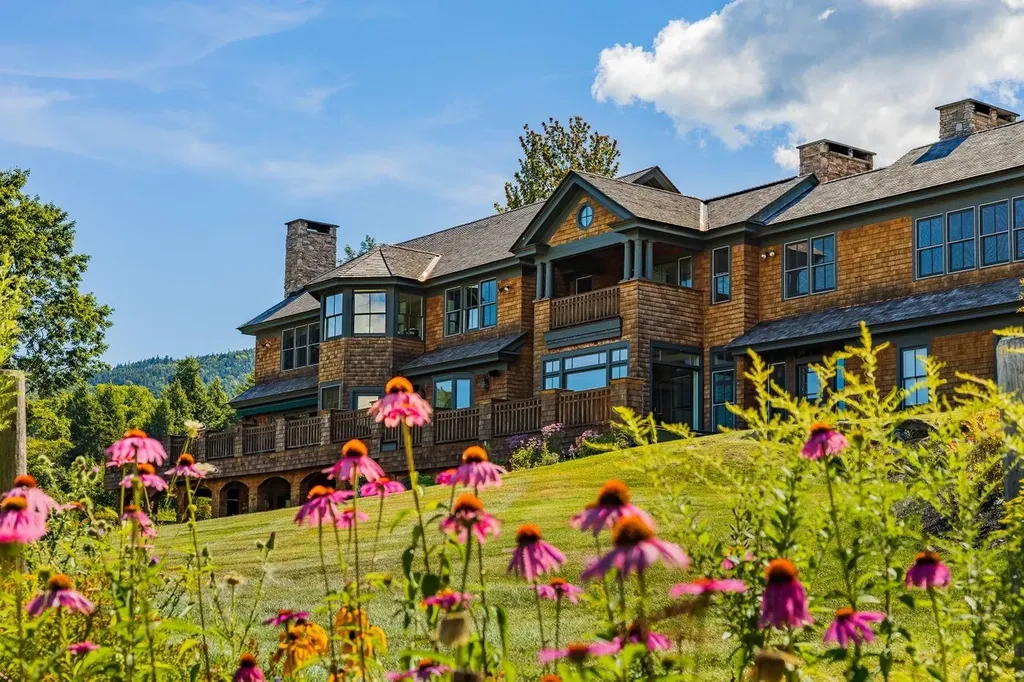 675 Putnam Forest Road Stowe VT 05672