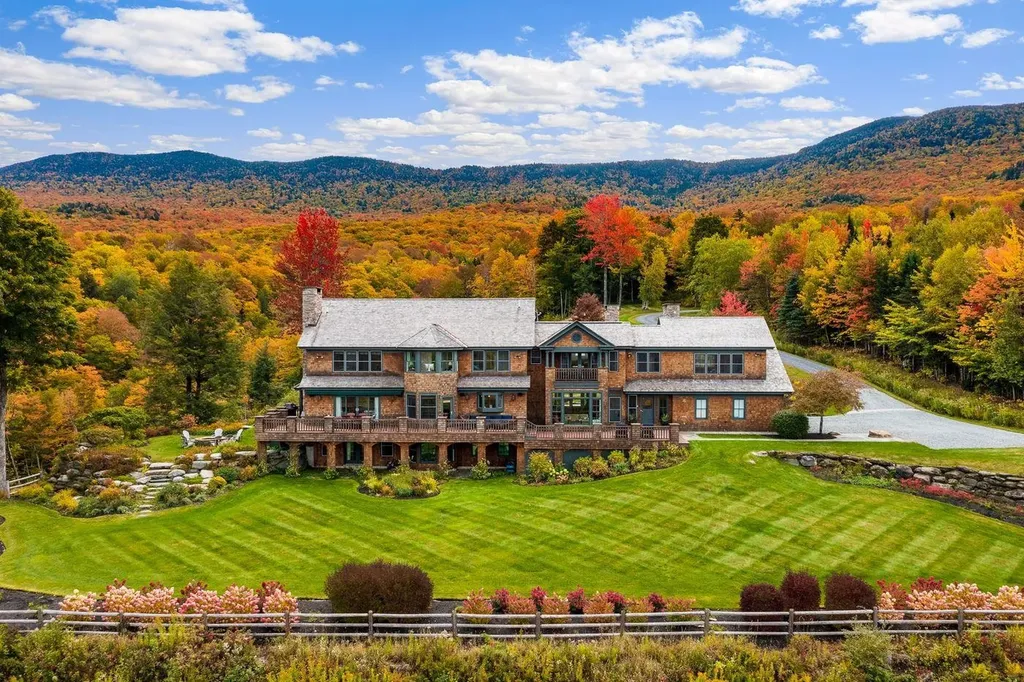 675 Putnam Forest Road Stowe VT 05672