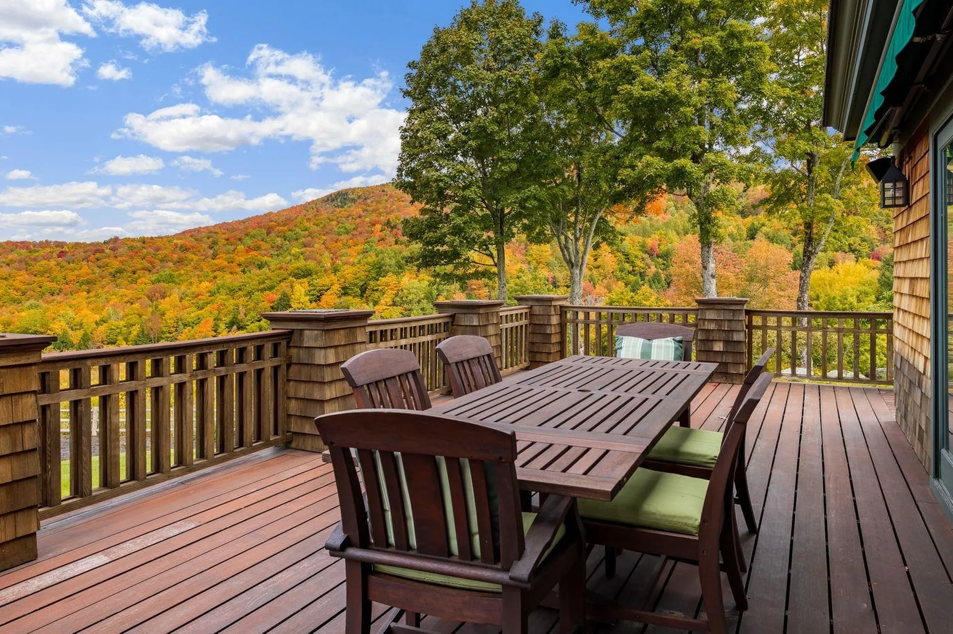 675 Putnam Forest Road Stowe VT 05672