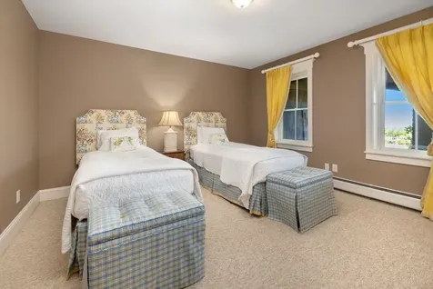 675 Putnam Forest Road Stowe VT 05672