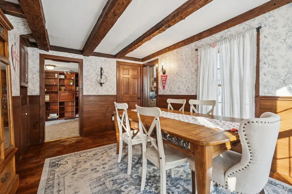 311 Fairgrounds Road Bradford NH 03221