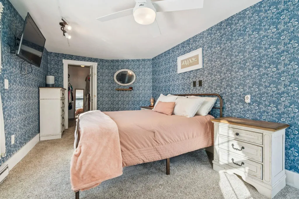 311 Fairgrounds Road Bradford NH 03221