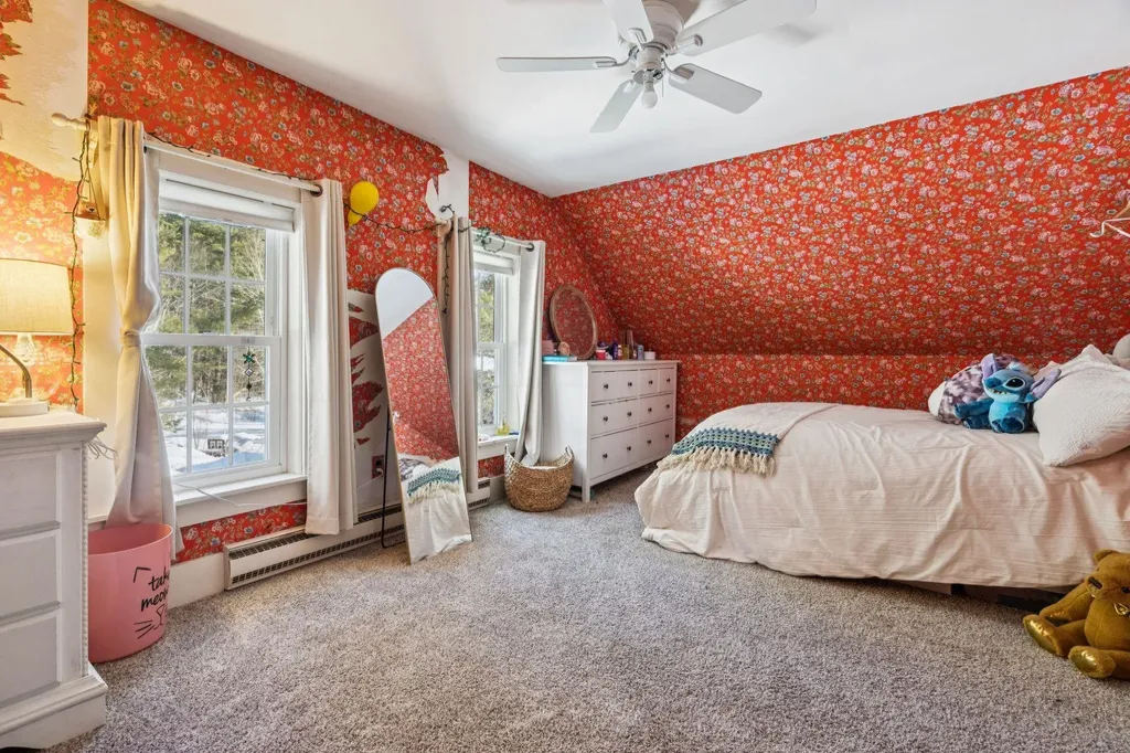 311 Fairgrounds Road Bradford NH 03221