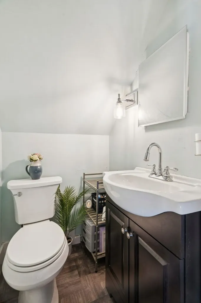 311 Fairgrounds Road Bradford NH 03221