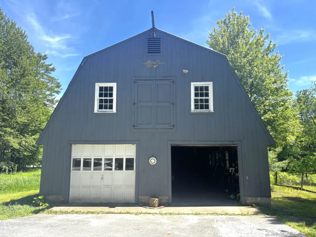 311 Fairgrounds Road Bradford NH 03221