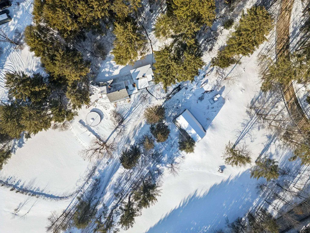 311 Fairgrounds Road Bradford NH 03221