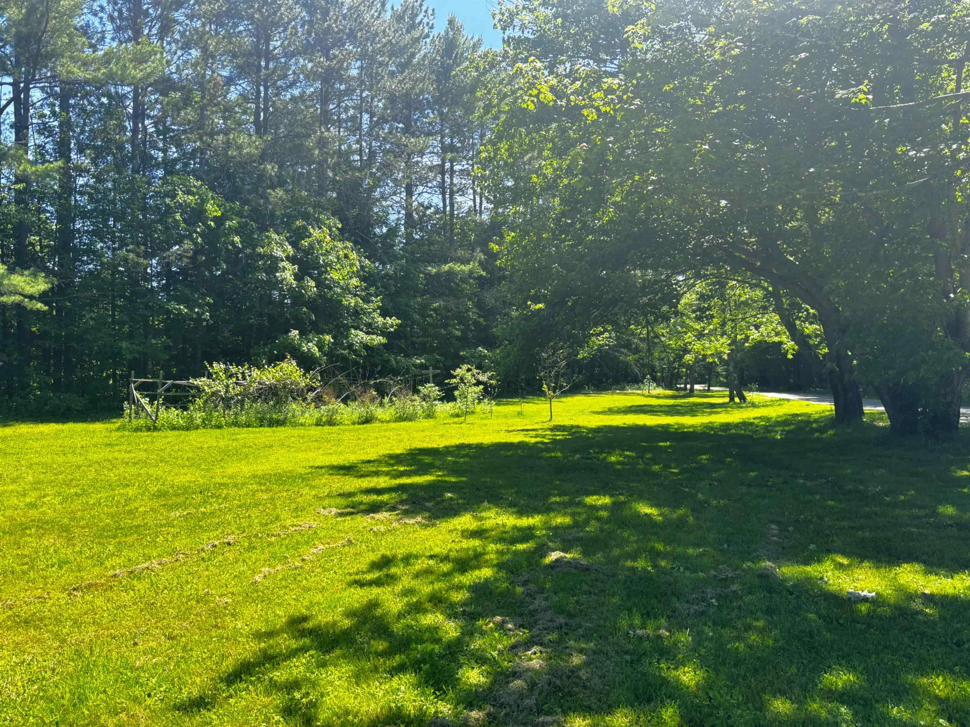 311 Fairgrounds Road Bradford NH 03221