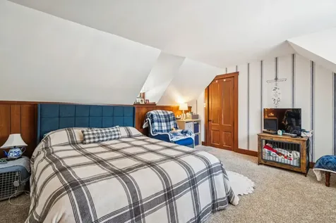 311 Fairgrounds Road Bradford NH 03221