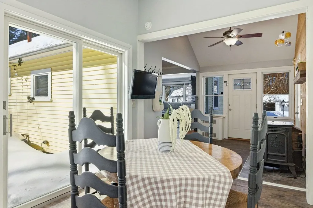 54 Harding Street Rochester NH 03867