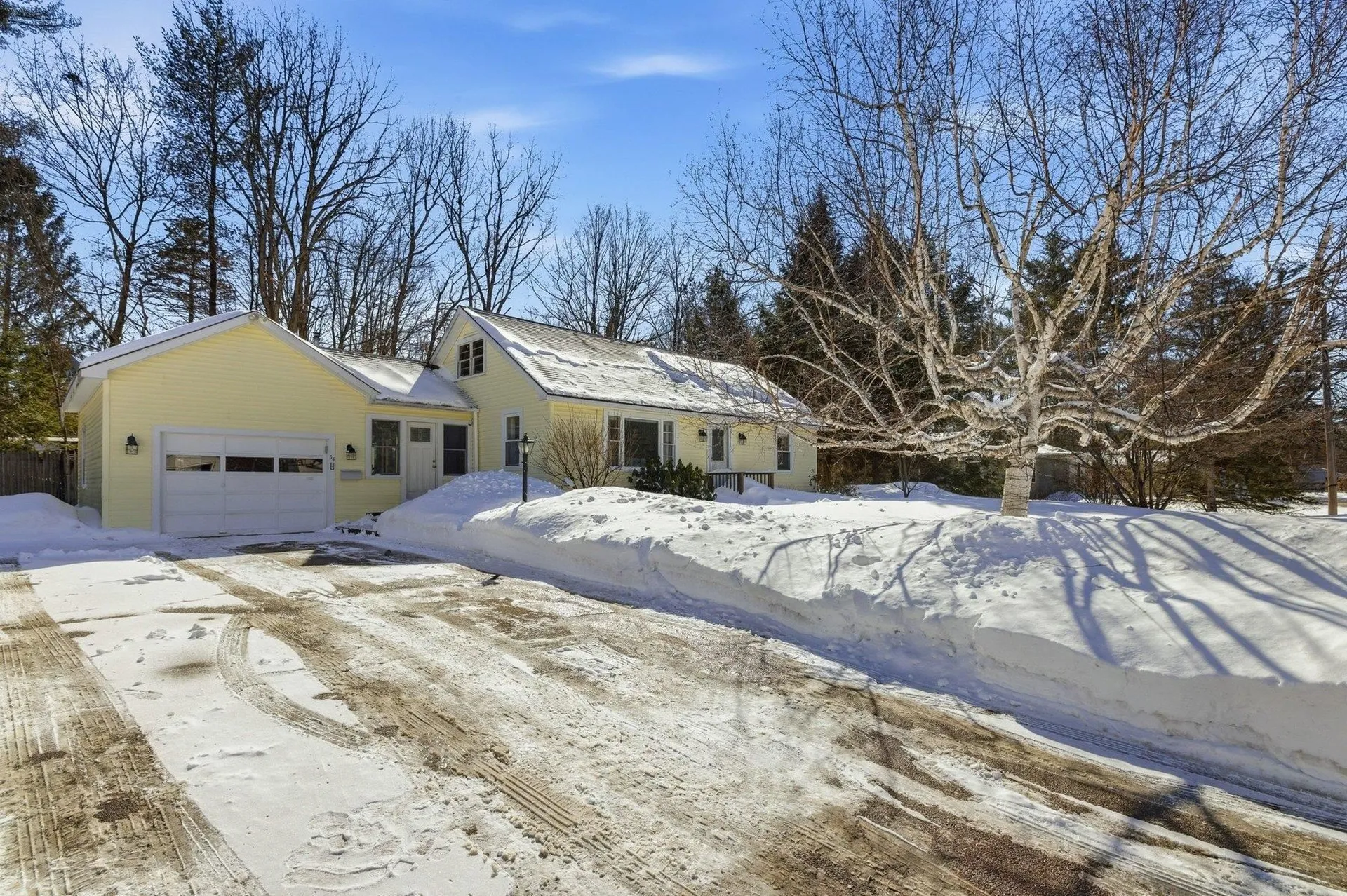 54 Harding Street Rochester NH 03867