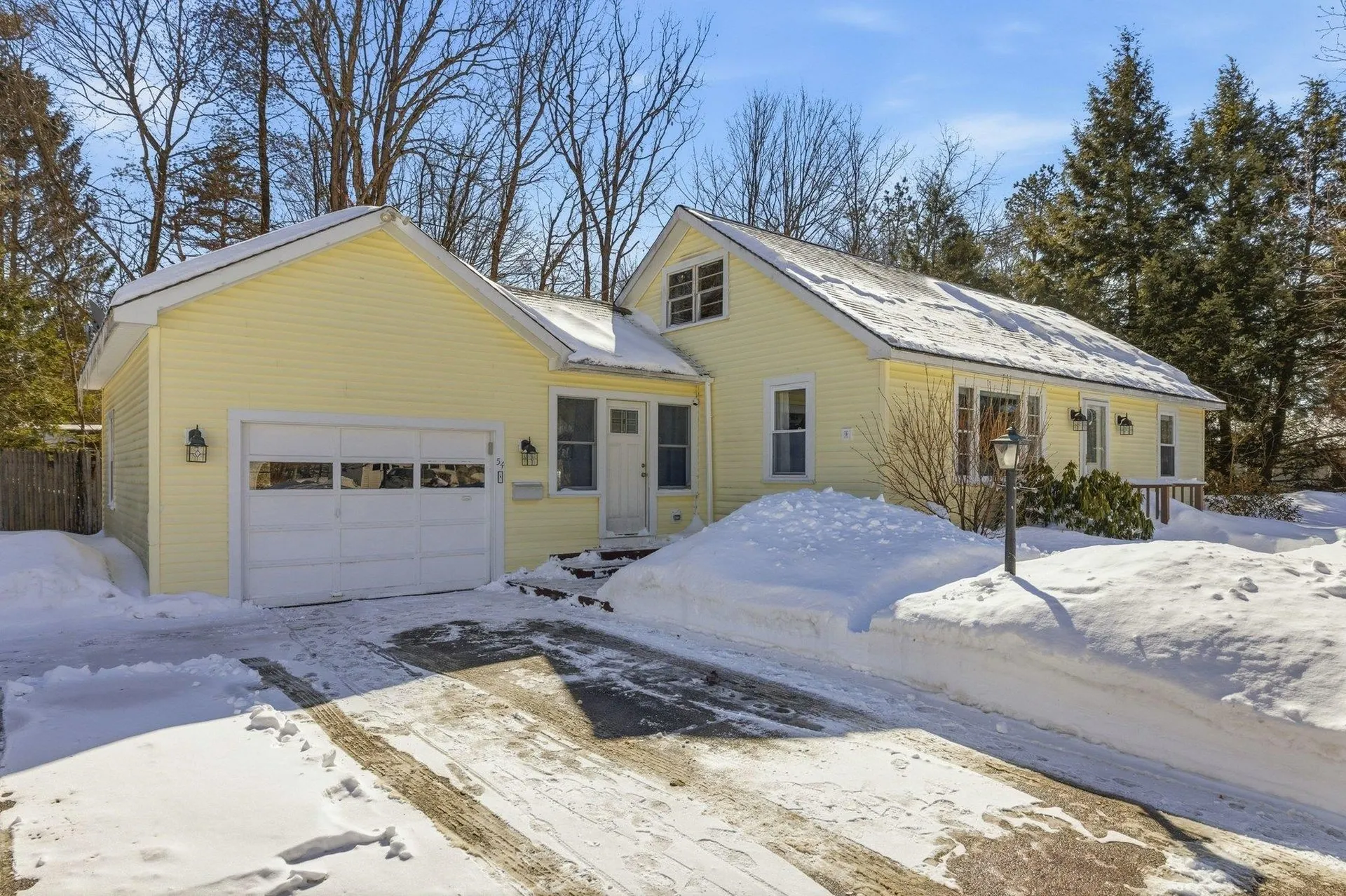 54 Harding Street Rochester NH 03867