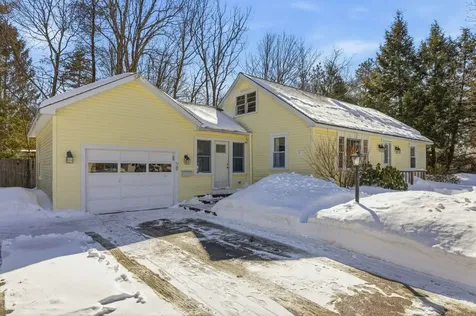 54 Harding Street Rochester NH 03867