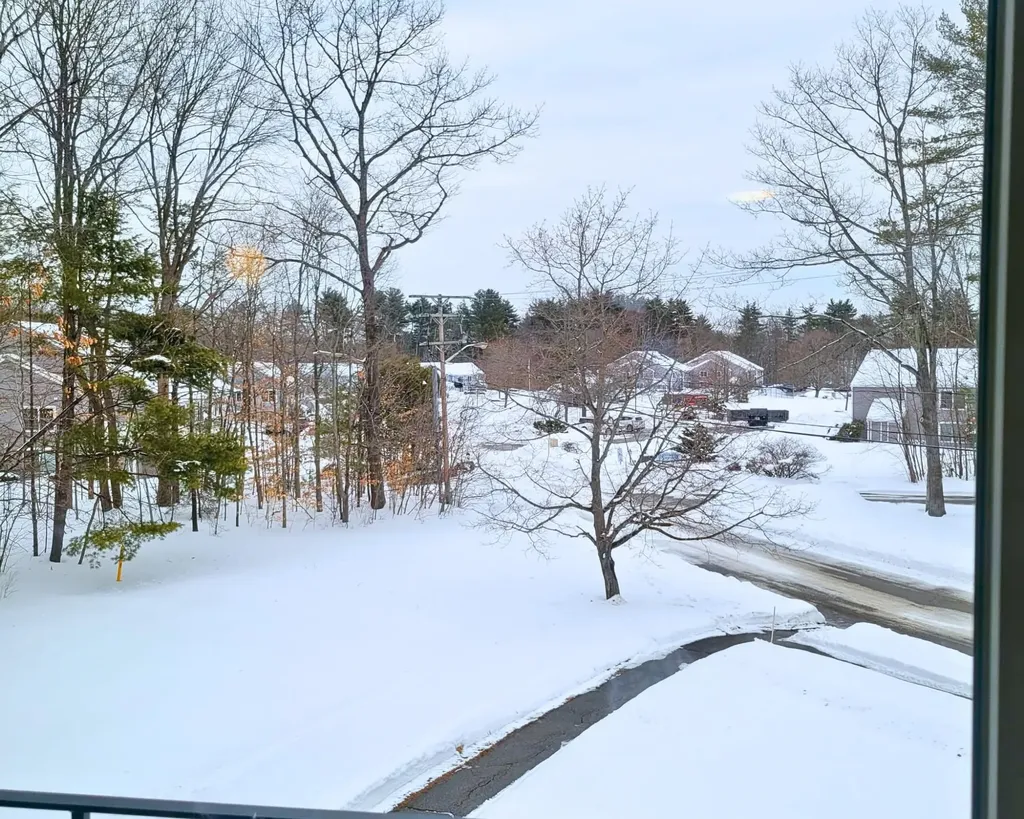 5 Brookside Drive Exeter NH 03833