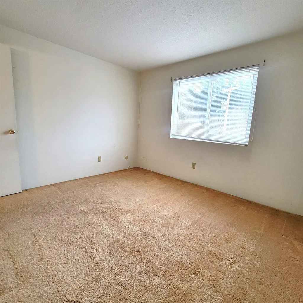 5 Brookside Drive Exeter NH 03833