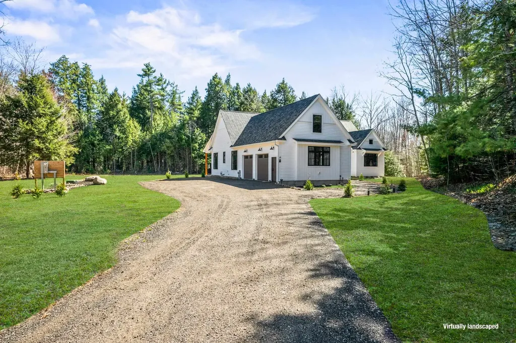 123 Oxbow Lane Conway NH 03818