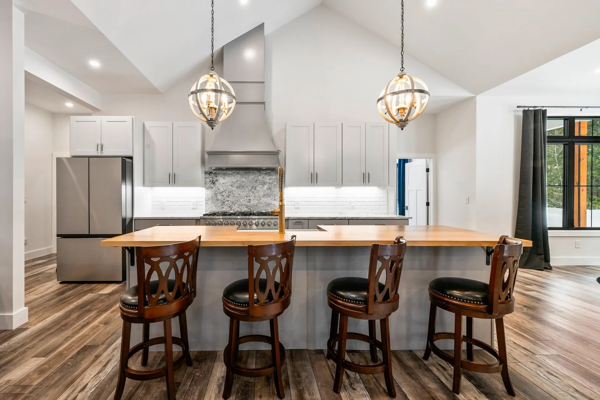 123 Oxbow Lane Conway NH 03818