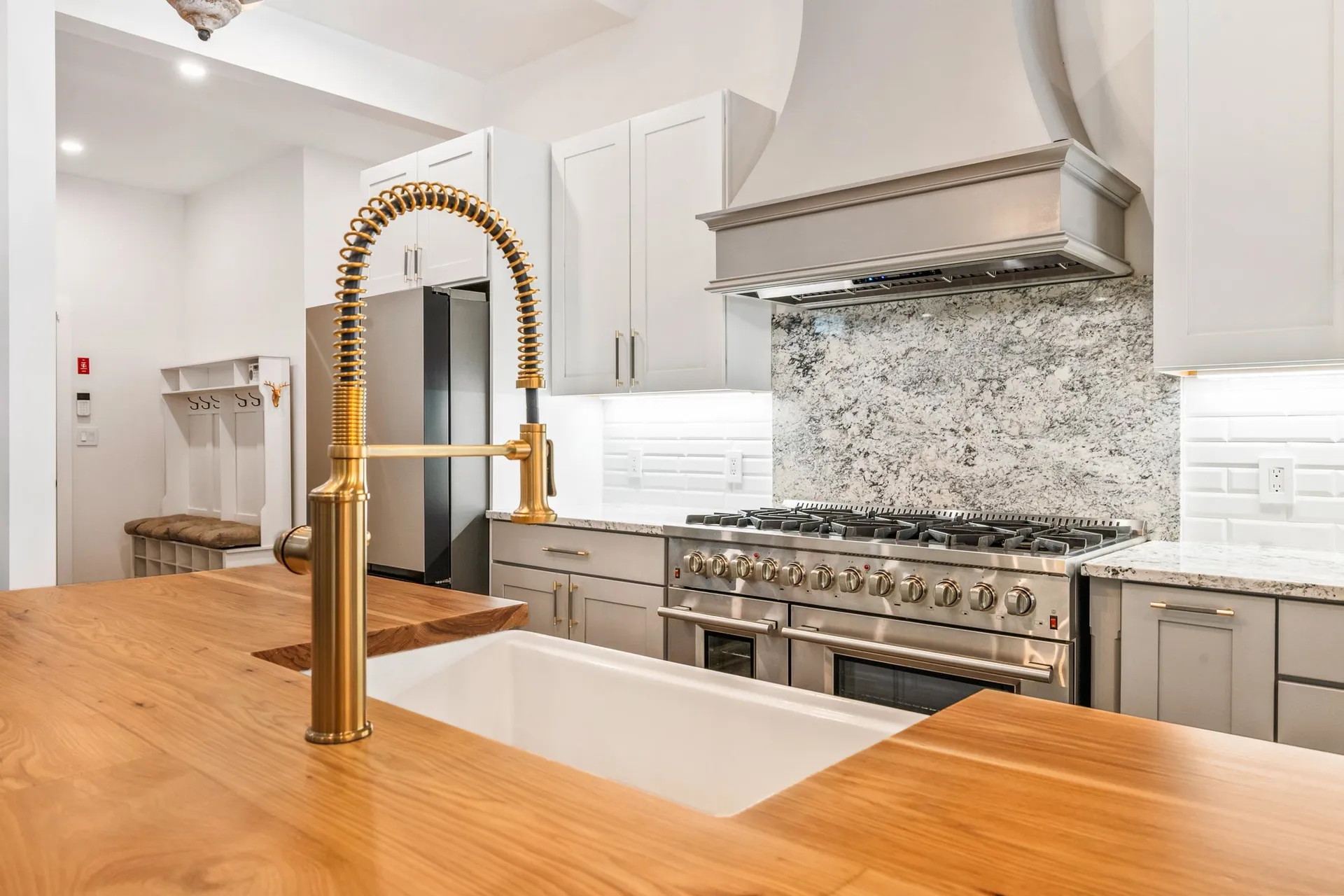 123 Oxbow Lane Conway NH 03818