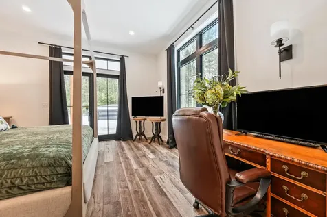 123 Oxbow Lane Conway NH 03818