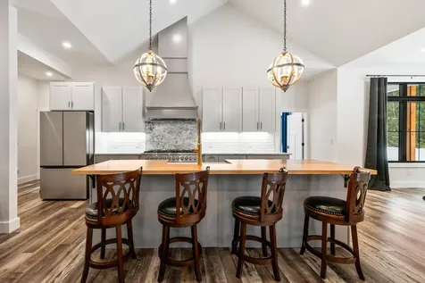 123 Oxbow Lane Conway NH 03818