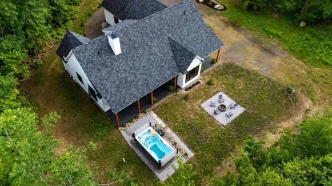 123 Oxbow Lane Conway NH 03818