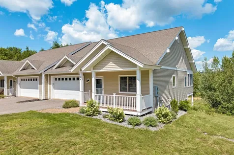 14 Stonehenge Circle Northfield NH 03220