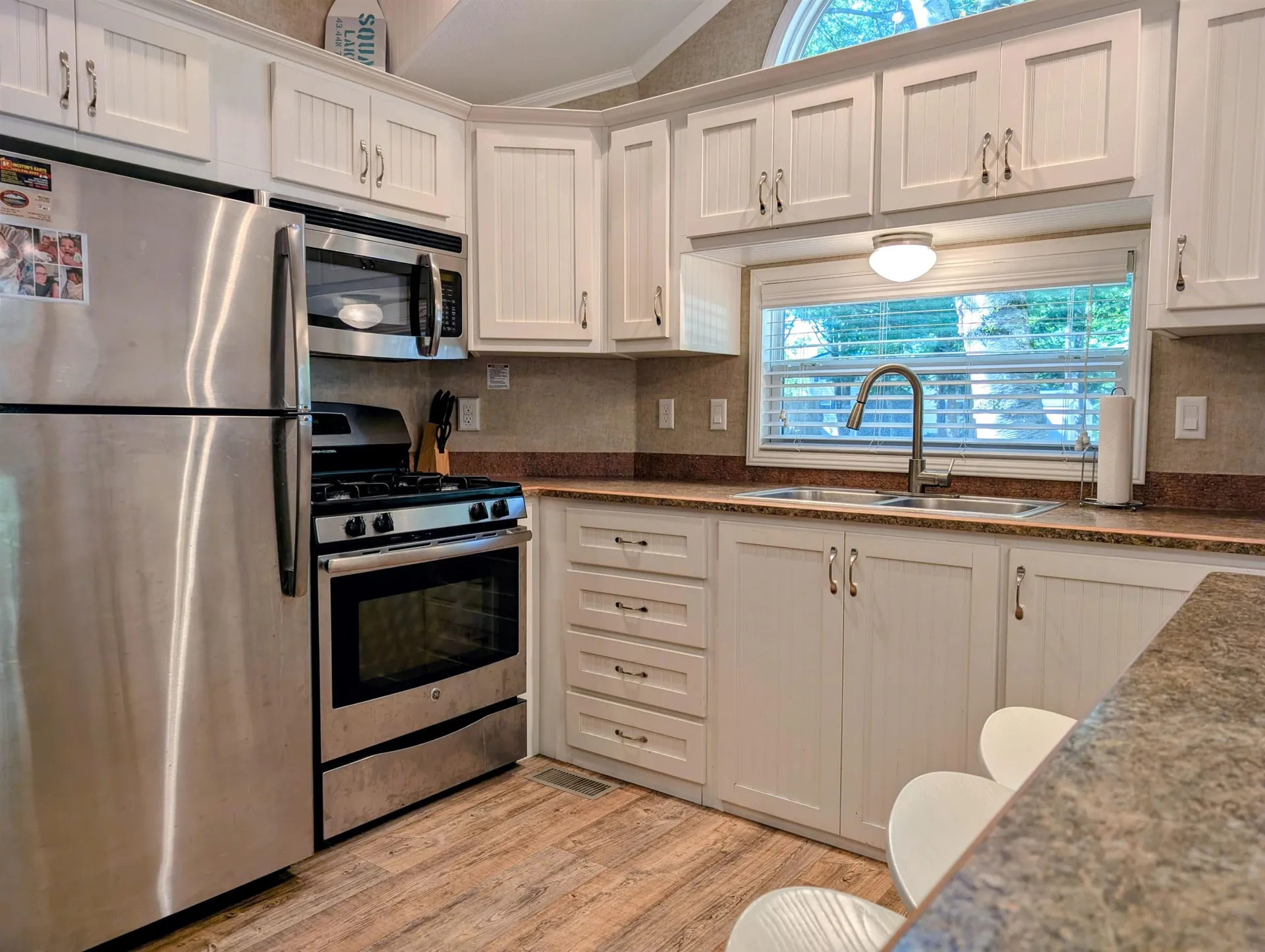 7 Ledges Road Holderness NH 03245