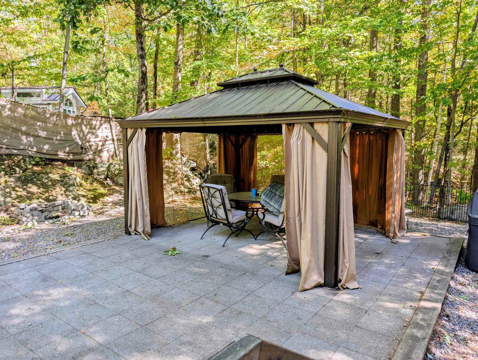 7 Ledges Road Holderness NH 03245