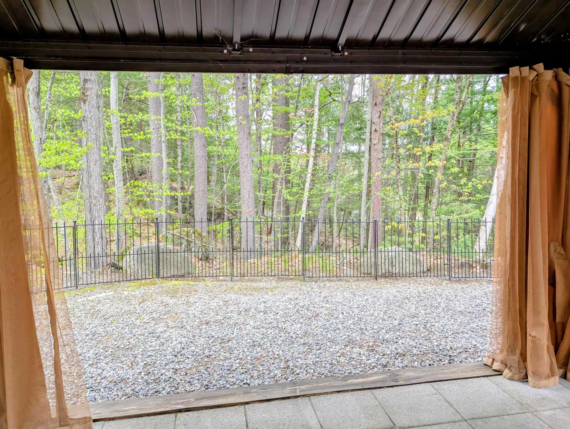 7 Ledges Road Holderness NH 03245