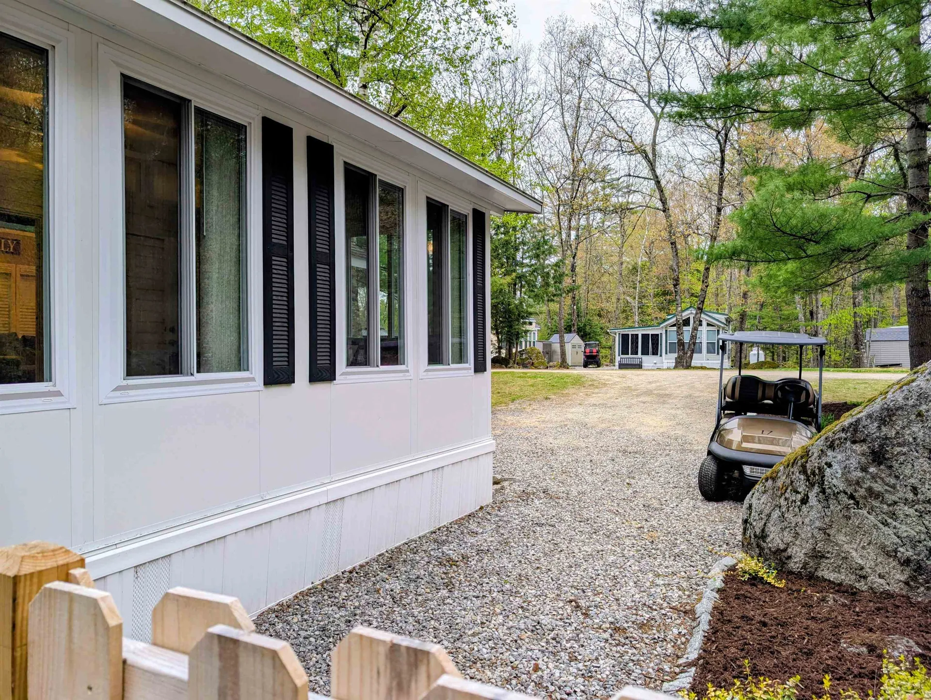 7 Ledges Road Holderness NH 03245