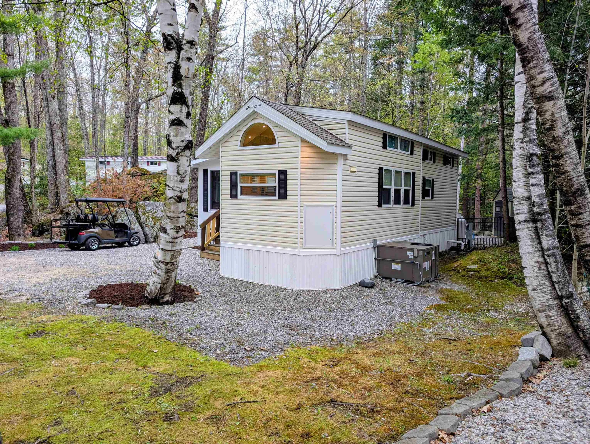 7 Ledges Road Holderness NH 03245