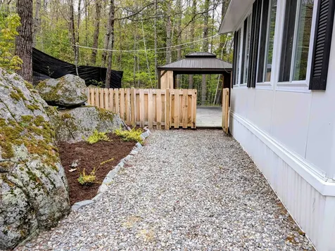 7 Ledges Road Holderness NH 03245