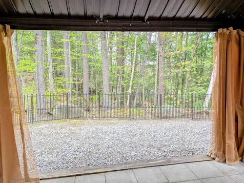7 Ledges Road Holderness NH 03245