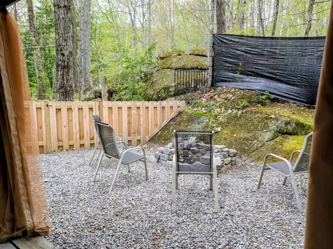 7 Ledges Road Holderness NH 03245