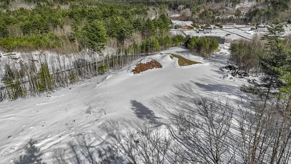 Map 6 Lot 40 River Road New Boston NH 03070