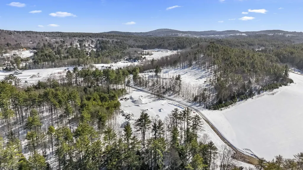 Map 6 Lot 40 River Road New Boston NH 03070