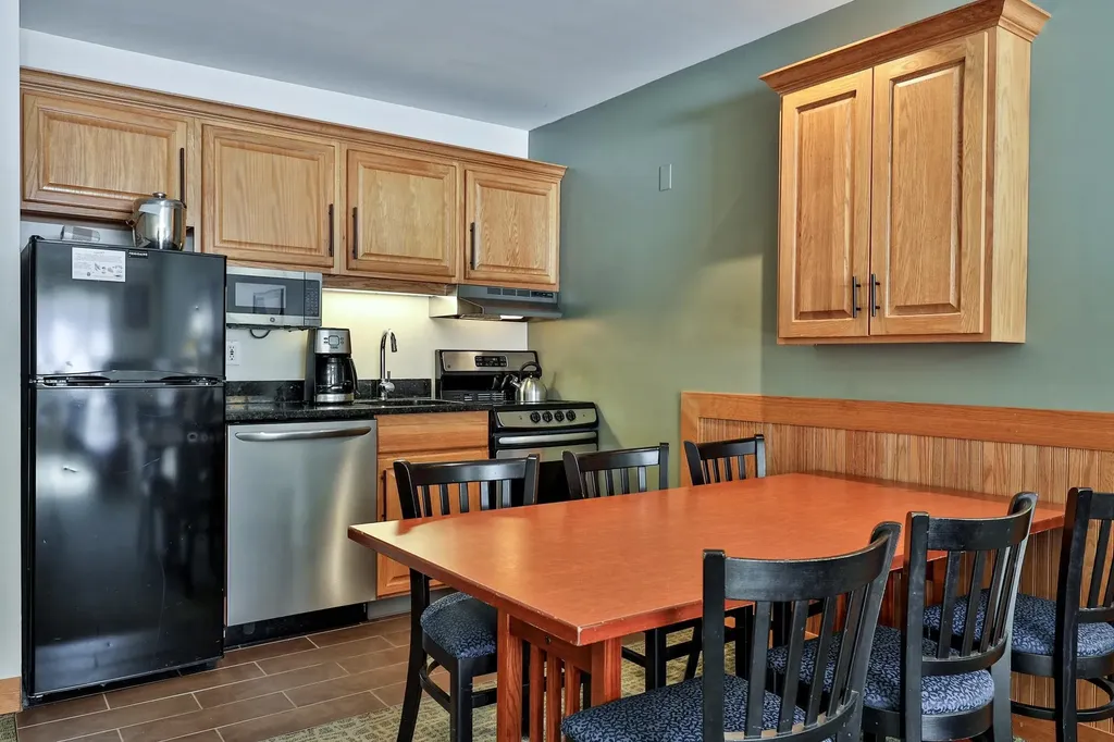 228 East Mountain Road Killington VT 05751