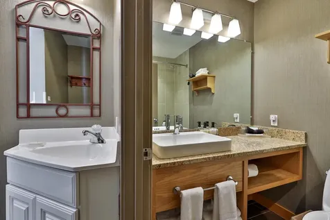 228 East Mountain Road Killington VT 05751