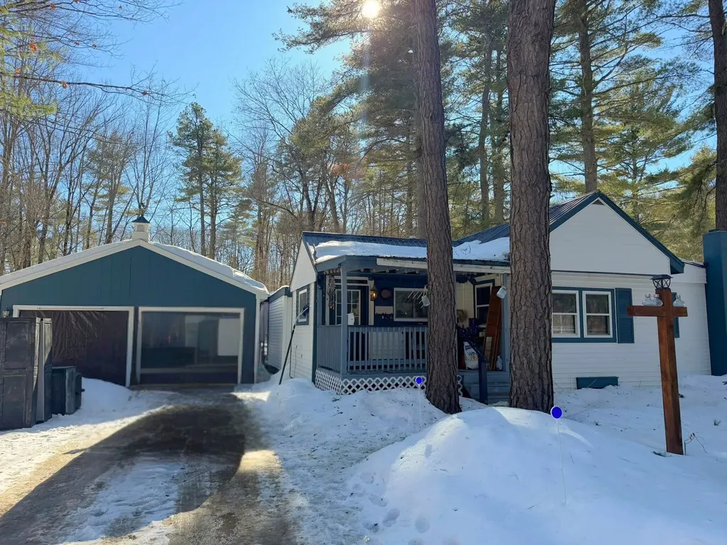 25 Hunting Ridge Road Conway NH 03813