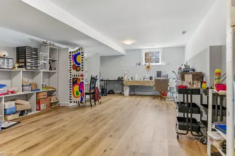 8 Thistle Way Exeter NH 03833