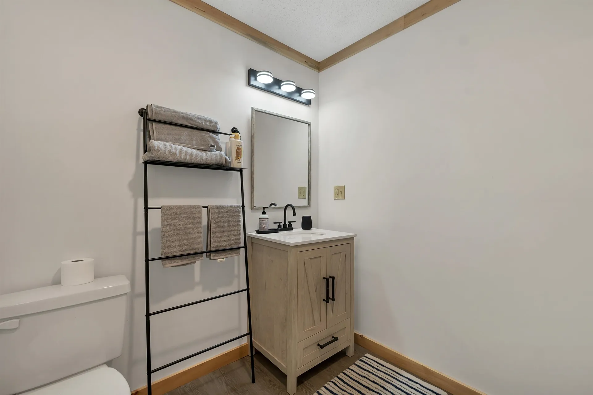 1 Bay Street Wolfeboro NH 03894