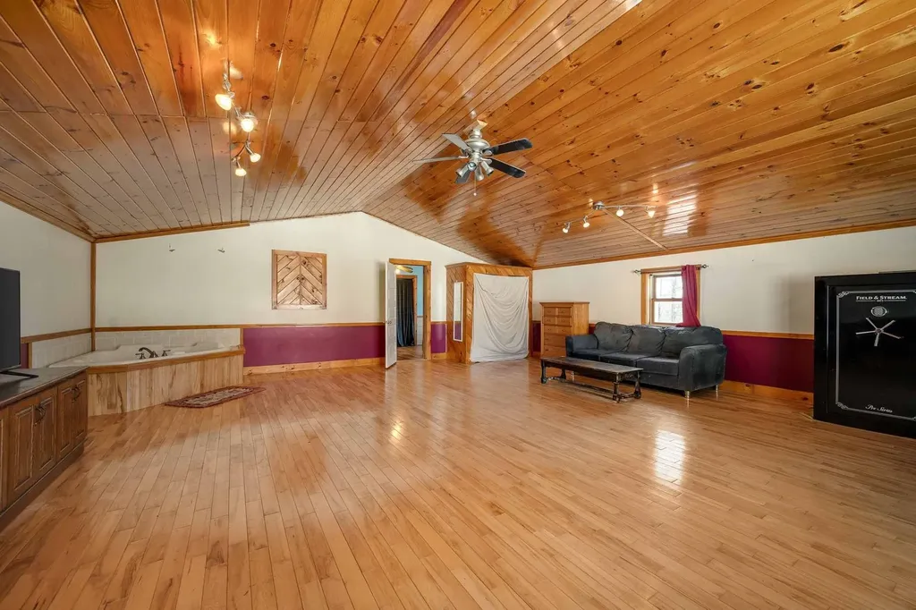 40 Vt-15 Cambridge VT 05444