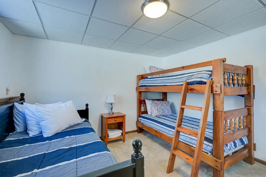 5 Holiday Ridge Road Bartlett NH 03812