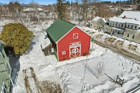 19 Elm Street Lancaster NH 03584